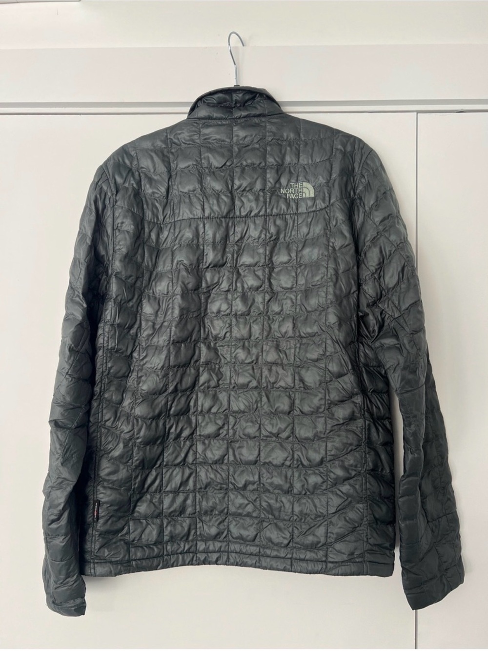 The North Face Men’s ThermoBall Jacket - Picture 2 of 7